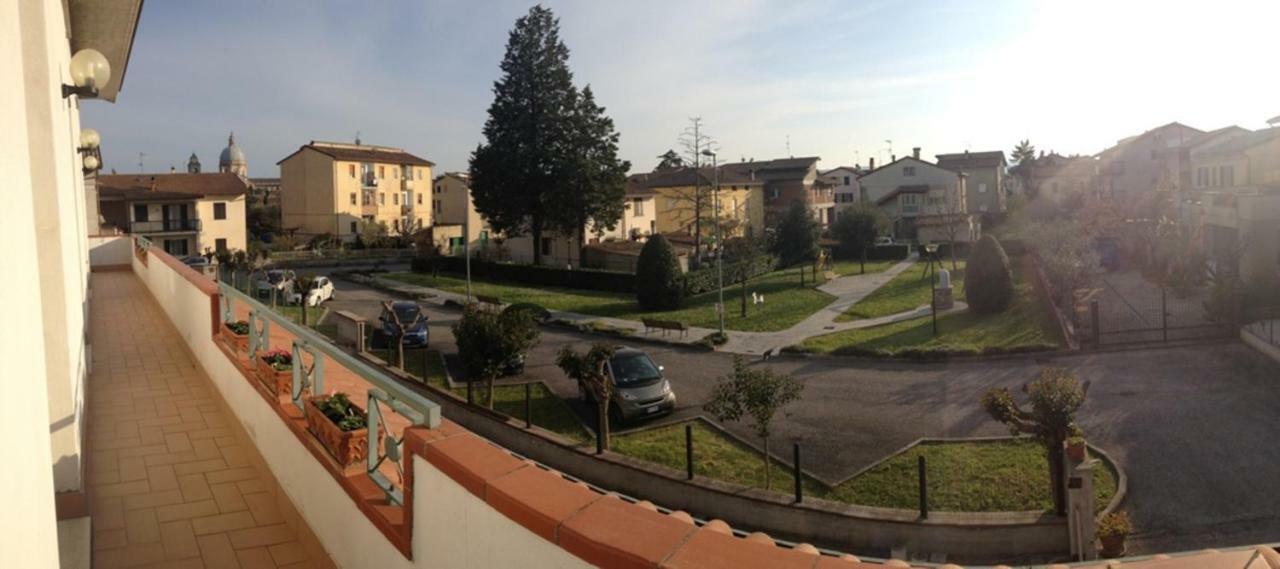 House Degli Angeli Rooms อัสซิซี ภายนอก รูปภาพ