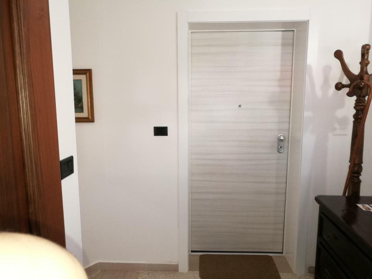 House Degli Angeli Rooms อัสซิซี ภายนอก รูปภาพ
